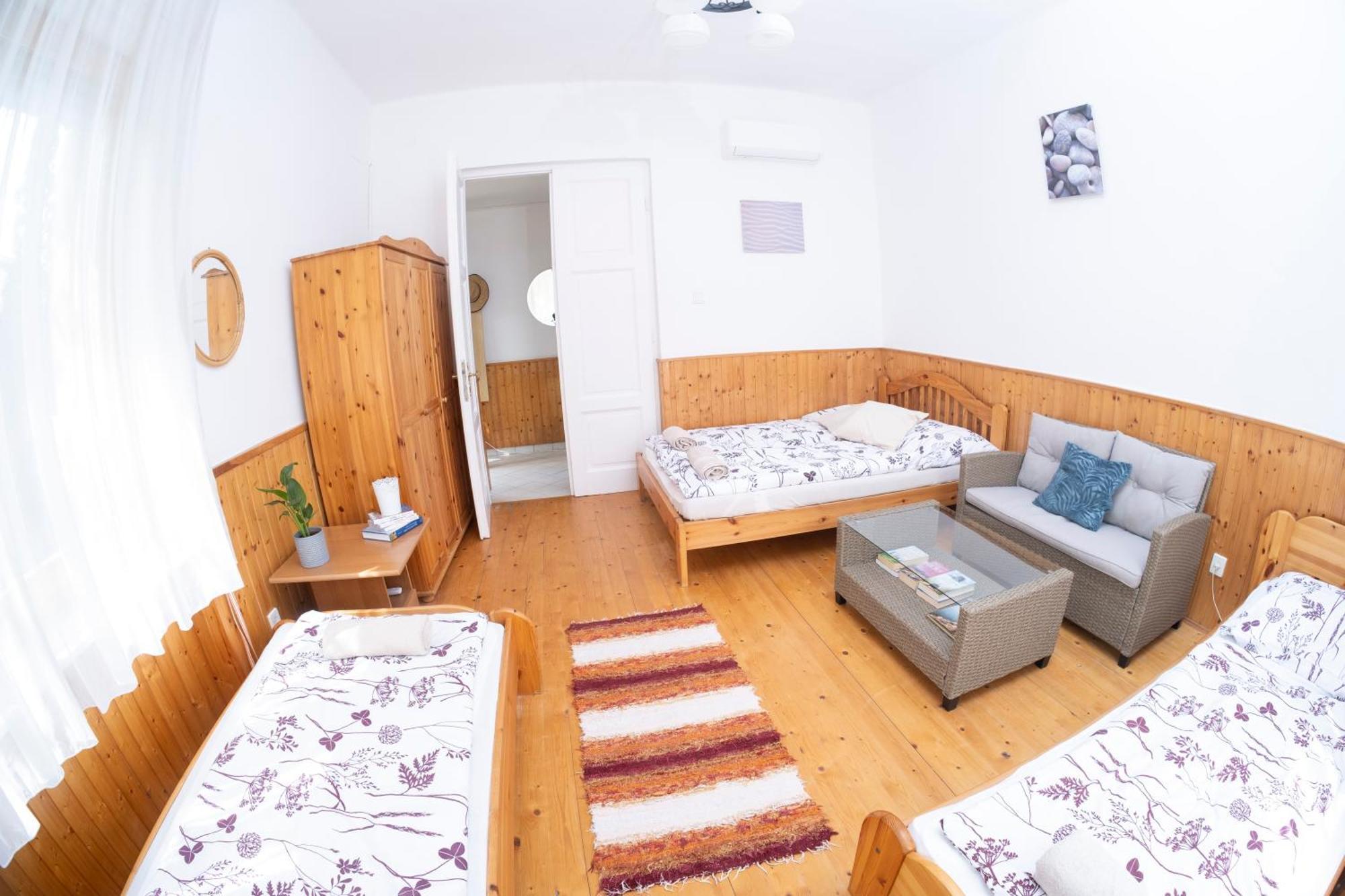 Vicze Apartmanhaz Siofok Ruang foto