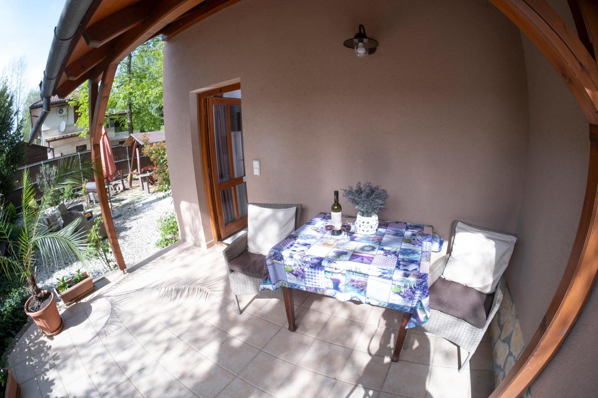 Vicze Apartmanhaz Siofok Bagian luar foto