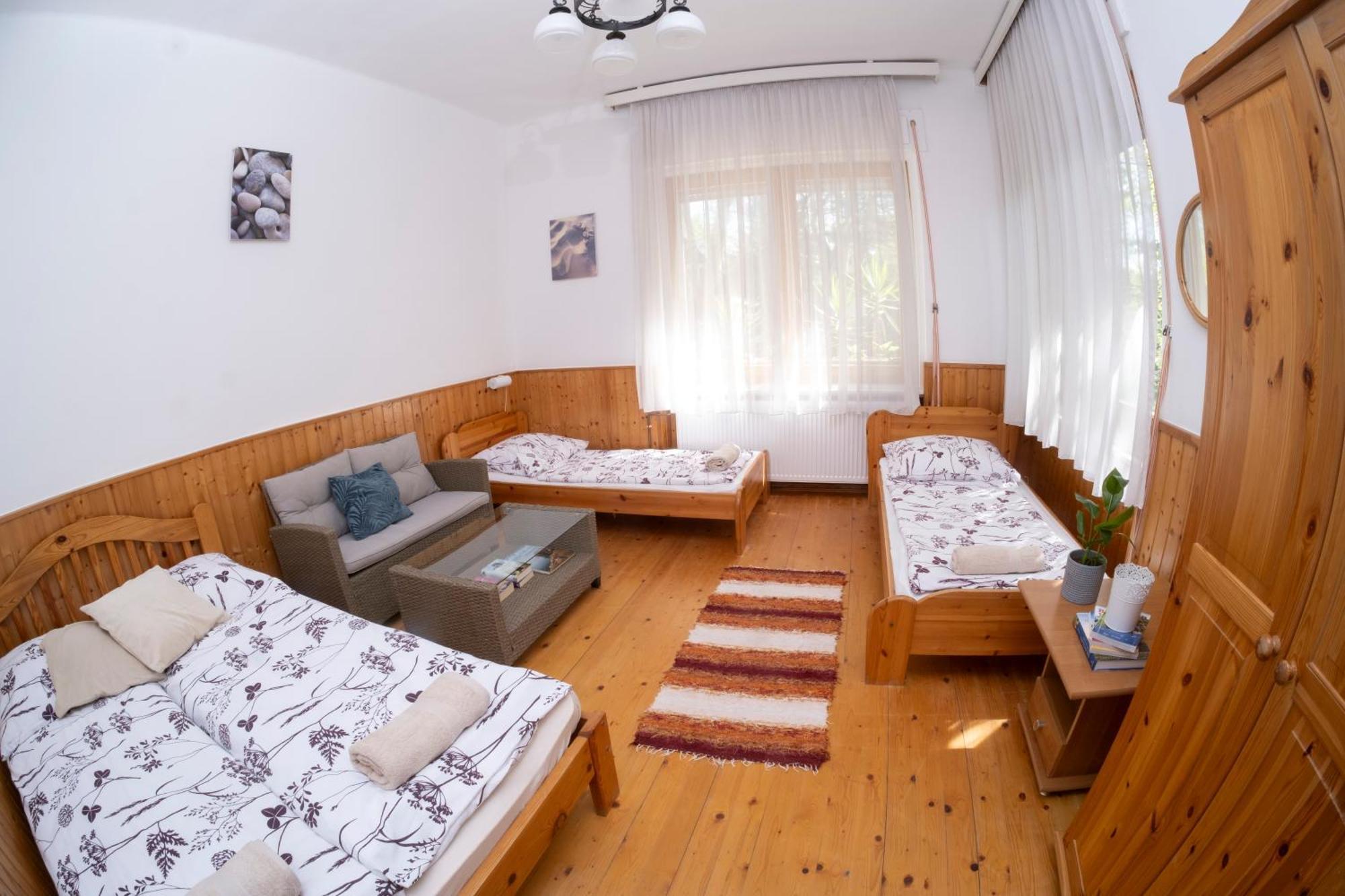 Vicze Apartmanhaz Siofok Bagian luar foto