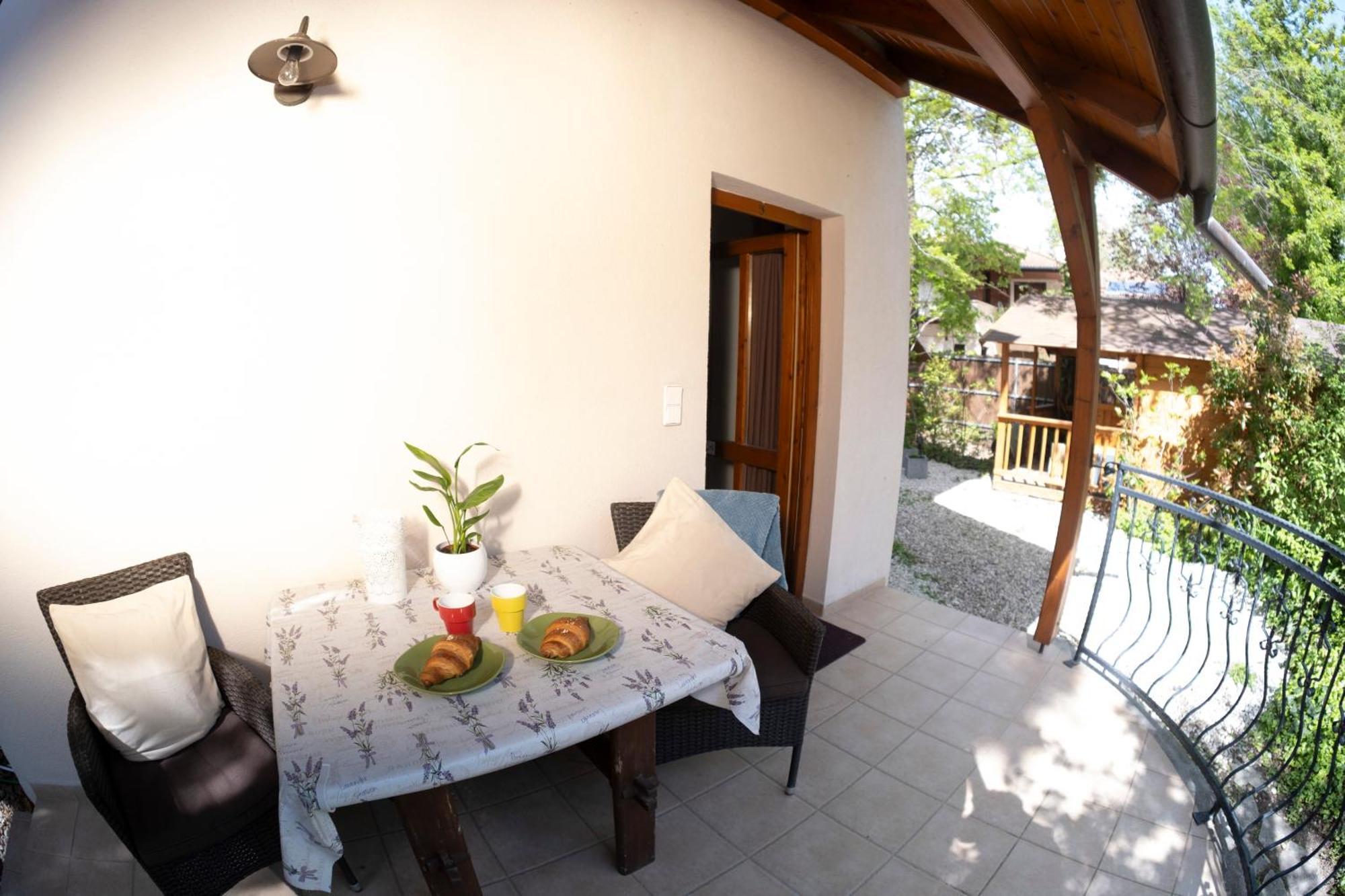 Vicze Apartmanhaz Siofok Bagian luar foto
